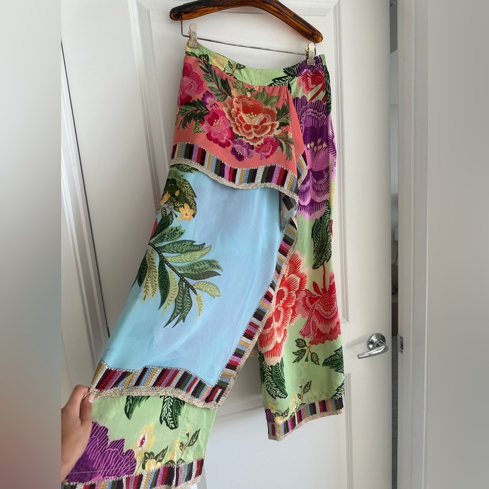 Farm Rio Flower Scarves Wrap Cover-Up Pants - Picture 8 of 10